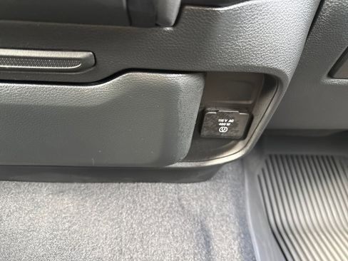 Used 2025 RAM 1500 Laramie w/ Bed Utility Group image 26