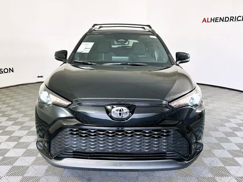 Used 2024 Toyota Corolla Cross AWD Hybrid image 8