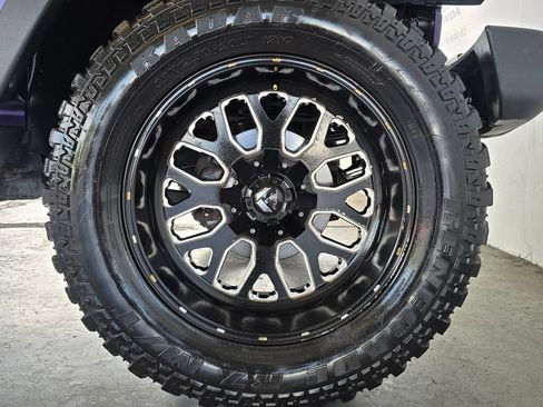 Used 2018 Jeep Wrangler Unlimited Sport S AWD/4WD image 42
