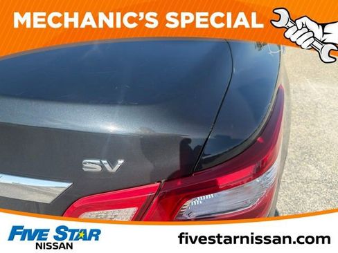 Used 2017 Nissan Altima 2.5 SV FWD image 11