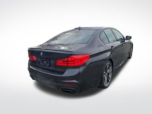 Used 2018 BMW M550i xDrive image 9