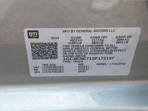 Used 2025 Chevrolet Silverado 2500 LT AWD/4WD image 33