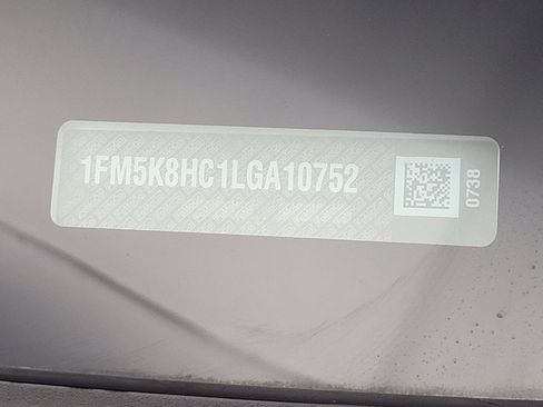 Used 2020 Ford Explorer Platinum w/ Premium Technology Package image 33