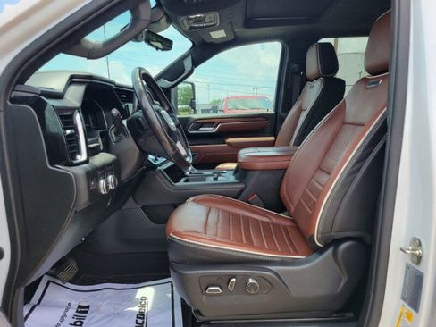 Used 2024 GMC Sierra 2500 Denali Ultimate image 24