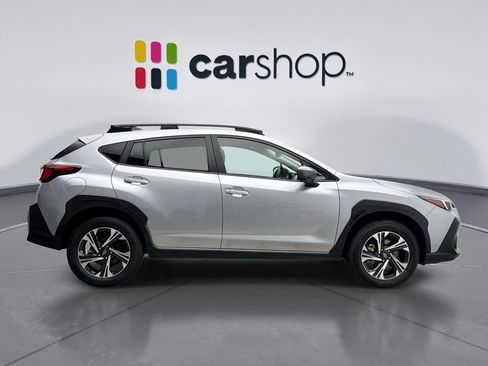 Used 2025 Subaru Crosstrek 2.5i Premium AWD/4WD image 6
