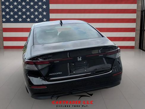 Used 2023 Honda Accord EX image 5
