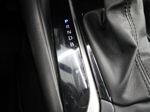 Used 2024 Toyota Corolla LE FWD image 44