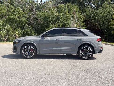 Certified 2024 Audi RS Q8 AWD/4WD image 4