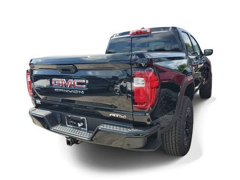 New 2026 GMC Canyon AT4 AWD/4WD image 5