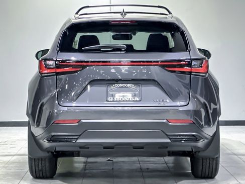 Used 2025 Lexus NX 350 AWD w/ Premium Package image 9