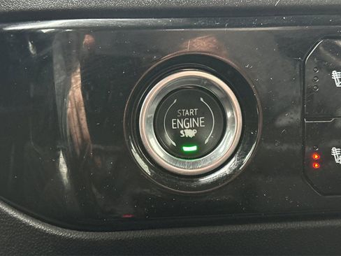 Used 2024 GMC Sierra 1500 Elevation image 23