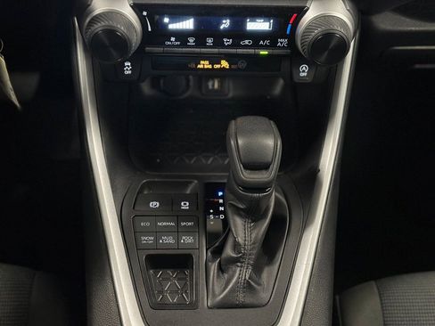 Used 2024 Toyota RAV4 LE image 18