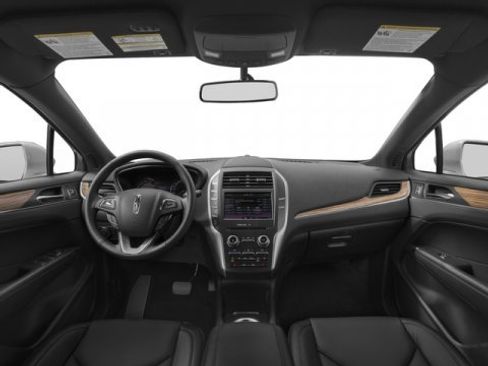 Used 2017 Lincoln MKC Select image 8