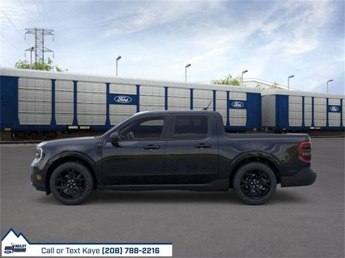 New 2025 Ford Maverick Lariat w/ Black Appearance Package image 27