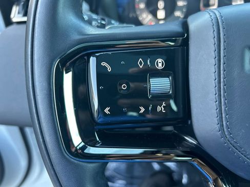 Used 2025 Land Rover Range Rover Velar Dynamic SE AWD/4WD image 44