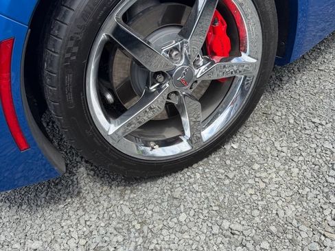 Used 2015 Chevrolet Corvette Stingray Coupe w/ 2LT Preferred Equipment Group RWD image 11
