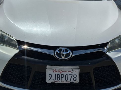 Used 2015 Toyota Camry SE FWD image 14