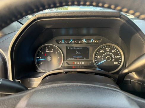 Used 2018 Ford F150 XLT w/ Equipment Group 302A Luxury AWD/4WD image 21