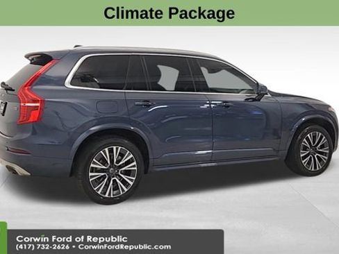 Used 2021 Volvo XC90 T5 Momentum w/ Advanced Package image 9