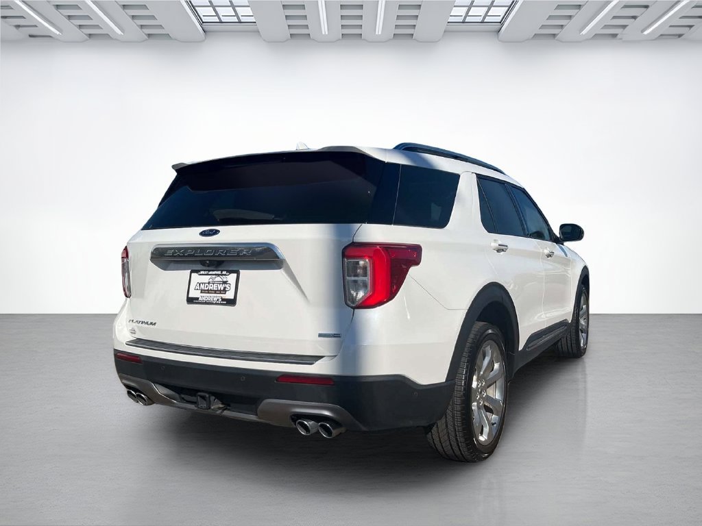 Used 2020 Ford Explorer Platinum w/ Premium Technology Package AWD/4WD image 3