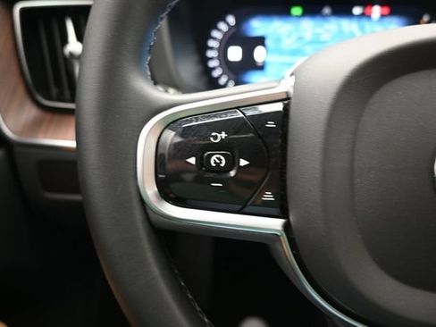 Used 2023 Volvo XC60 B6 Ultimate w/ Protection Package Premier AWD/4WD image 23