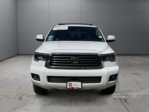 Used 2019 Toyota Sequoia SR5 AWD/4WD image 8