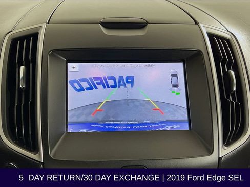 Used 2019 Ford Edge SEL w/ Equipment Group 201A AWD/4WD image 19