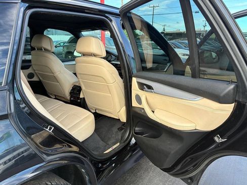 Used 2018 BMW X5 sDrive35i w/ M Sport Package RWD image 10