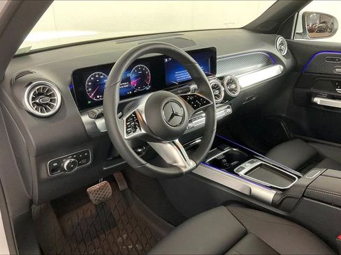 Certified 2024 Mercedes-Benz GLB 250 GLB 250 image 11