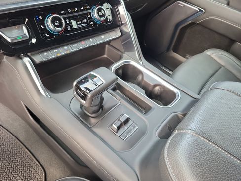 Used 2024 GMC Sierra 1500 Denali w/ Denali Reserve Package image 24