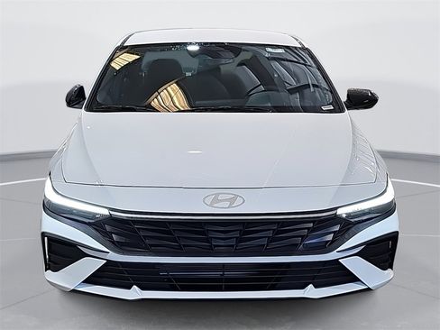 New 2025 Hyundai Elantra Sport image 2