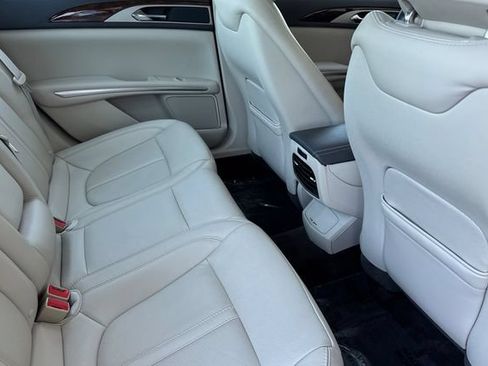 Used 2016 Lincoln MKZ Hybrid w/ Equipment Group 600A Reserve FWD image 18