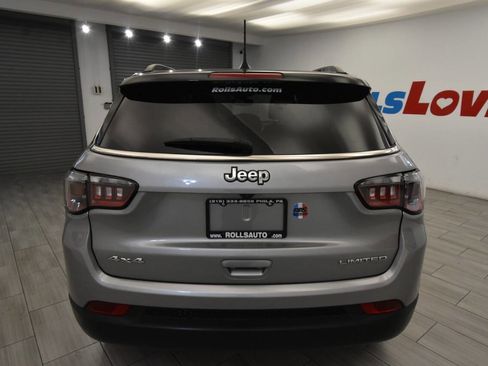 Used 2022 Jeep Compass Limited AWD/4WD image 4