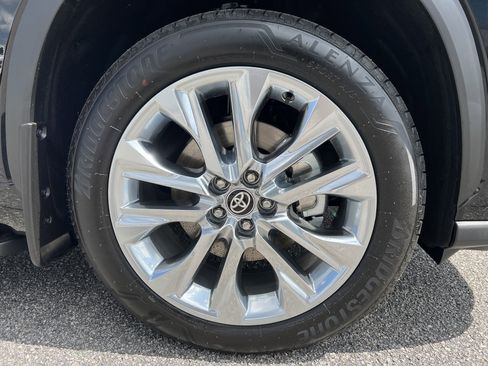 New 2026 Toyota Highlander Limited AWD/4WD image 14