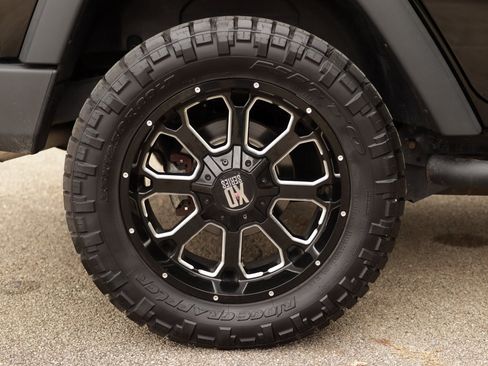 Used 2016 Jeep Wrangler Unlimited Sport image 28