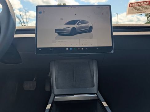 Used 2024 Tesla Model 3 Long Range AWD/4WD image 19