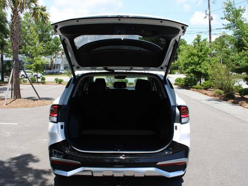 New 2024 Kia Sportage SX image 9