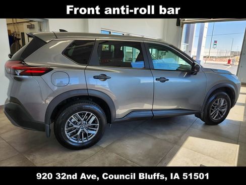 Used 2023 Nissan Rogue S image 8