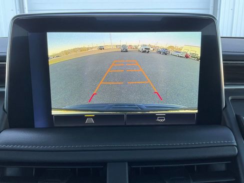 Used 2022 Chevrolet Tahoe Z71 image 13