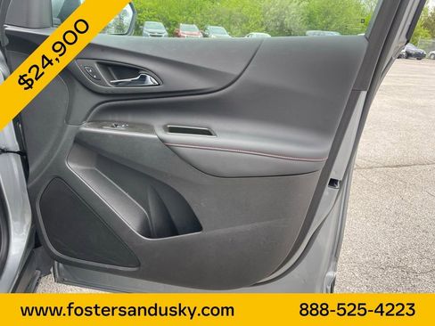Used 2024 Chevrolet Equinox RS FWD image 19
