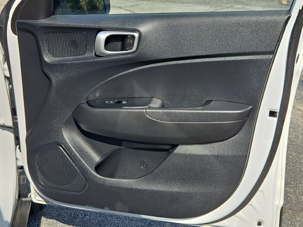 Used 2026 Hyundai Venue SEL FWD image 34