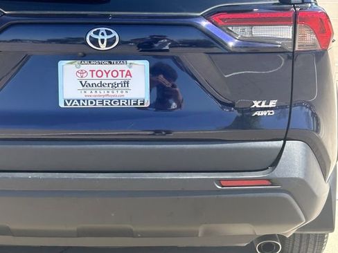 Used 2023 Toyota RAV4 XLE image 6