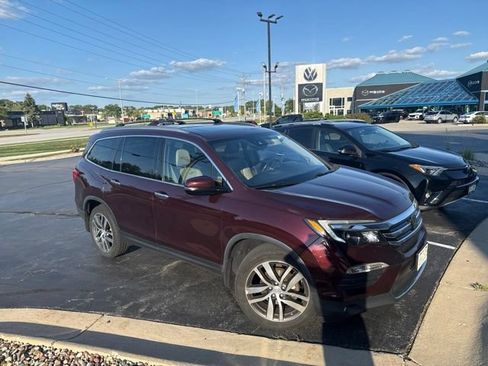 Used 2017 Honda Pilot Elite image 3