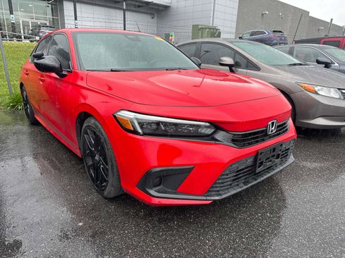 Used 2023 Honda Civic Sport image 3