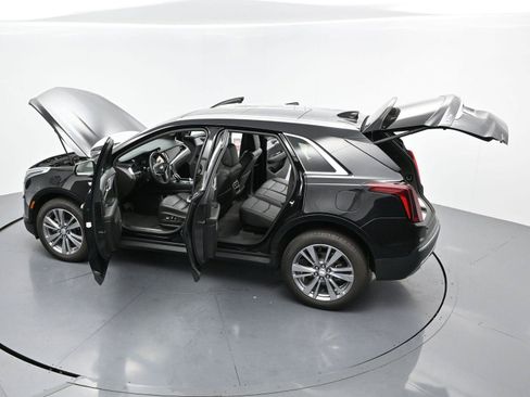 Certified 2025 Cadillac XT5 Premium Luxury FWD image 43