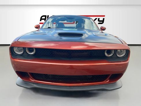 Used 2022 Dodge Challenger R/T w/ T/A Package RWD image 2