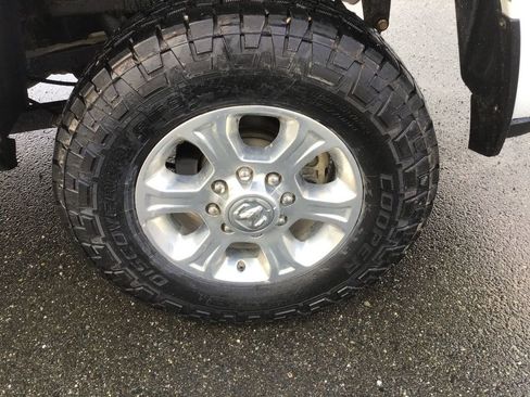 Used 2021 RAM 2500 Big Horn w/ Level 1 Equipment Group image 10