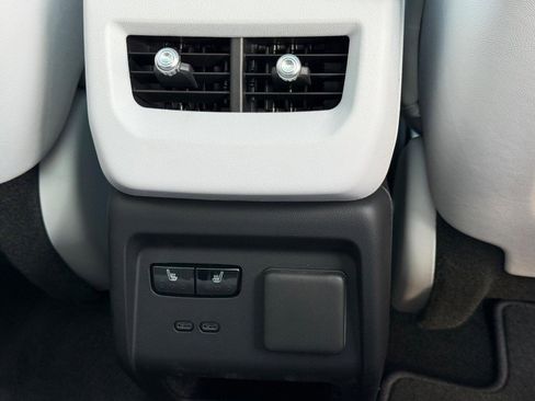 New 2025 Cadillac Optiq Luxury 2 image 7