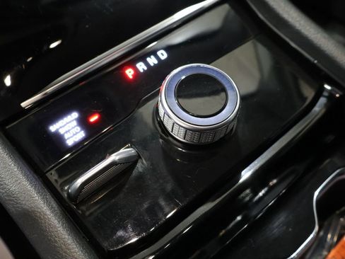 Used 2022 Jeep Grand Cherokee L Limited image 30