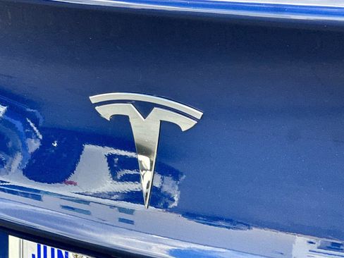 Used 2020 Tesla Model 3 Standard Range Plus image 25